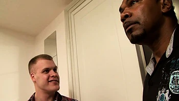 Чёрный трахает в жопу Адели Сансайн