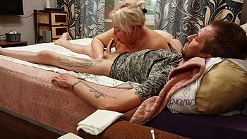 Stepmom Morning Blowjob - Deepthroat & Cum in Mouth