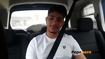 Latina amadora Paola fodida forte em público pelo Sebastian