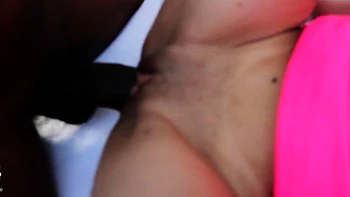 Superestrella brasileña folla anal con enorme polla negra