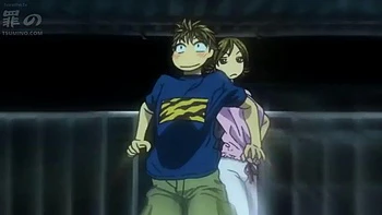 Азиатская красотка в школьной форме в связывании