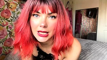 Redhead Amateur’s Extreme Public Toilet Masturbation