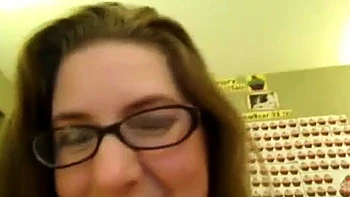 Amadora nua na câmera