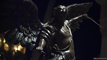 Келли Мэдисон с большими сиськами в наезднице и миссионерке