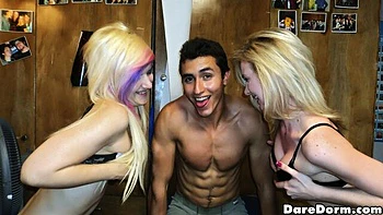 Gran culo de Roxanne FFM trailer