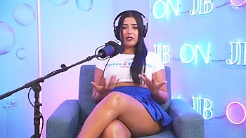 Lina Henao MILF éjacule sur gros sexe - Grosse chatte et cul latino