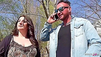 Adolescente gordita Elisa engaña a su novio en casting callejero a cuatro