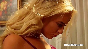 Señora lesbiana femdom con culo grande