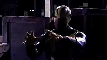 Marvel Witwe bläst und fickt im Doggy und Reiter