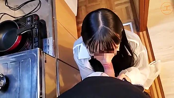 Chica asiática teen en casting tentador