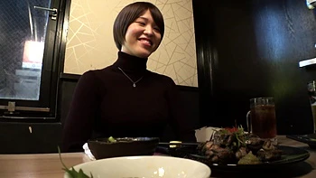 Große Titten Amateur mit tiefem Blowjob