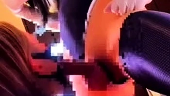 Nikumaluya im Kostüm anal gefickt mit Fingern und Strap-on