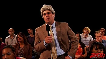 Milf lutscht und reitet mit großen Titten Doggy-Style