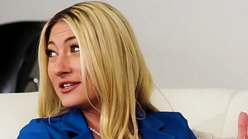 Fucking the realtor while wife watches