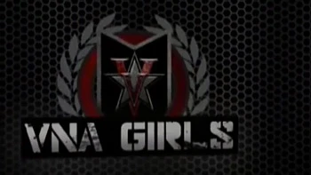 Jessica et Julia, brunes aux grosses nichons en furie