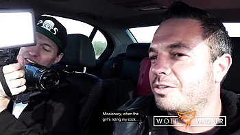 Jessii Van Riva leckt Fotze im deutschen POV-Fick