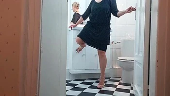 Selena701 Gives Gold Rain BJ & Pussy Play - Mature Blonde MILF Fuck