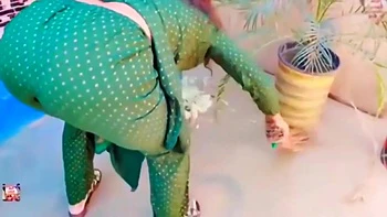 Neues Solo-Sexvideo mit indischer Schönheit Sara Khan