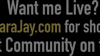 Sara Jay fickt mit riesigen Titten und prallem Arsch