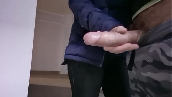A man flashes a big dick to an unfamiliar beautiful girl
