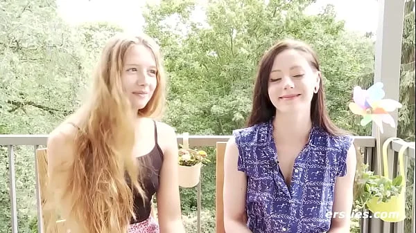 Ersties: 21-jährige Deutsche macht erste lesbische Erfahrung