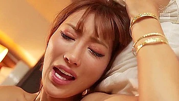 Milf japonesa necesita polla gorda