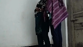 Pregnant Desi Bhabhi Fucked in Kitchen by Devar - Indian Village Fuck