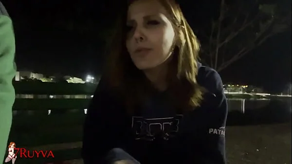 Falou que era só uma entrevista e me comeu no meio da rua