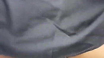 Novia peluda Desi da placer con sexo romántico