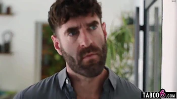 Esposa milf infiel dominada por grandes pollas