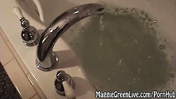 Busty Blonde Maggie Masturbates in Bathtub