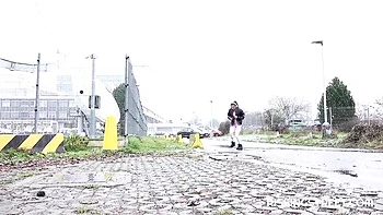 Wild Outdoor Pissing with Flexible Brunette GF Mini Mitzi