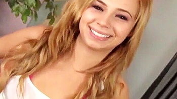 Creamy Latina Gets Dripping Creampie Inside Her Pussy