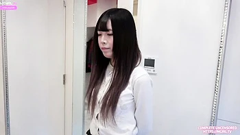 Watch winning side chick's movie