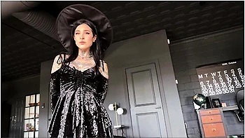 Alex Adams - Freaky Goth Step Sis & The Halloween Party - Awlivv