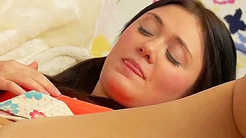 Super Attractive Teen 18+ Girl Getting Her Shaved Muff Filled