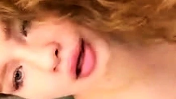 Close up MILF masturbation