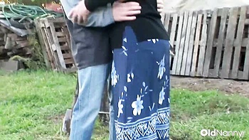 Watch flirtatious GF's sex